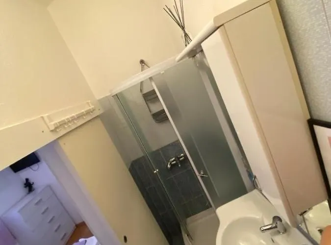 Apartment Zara 3 *